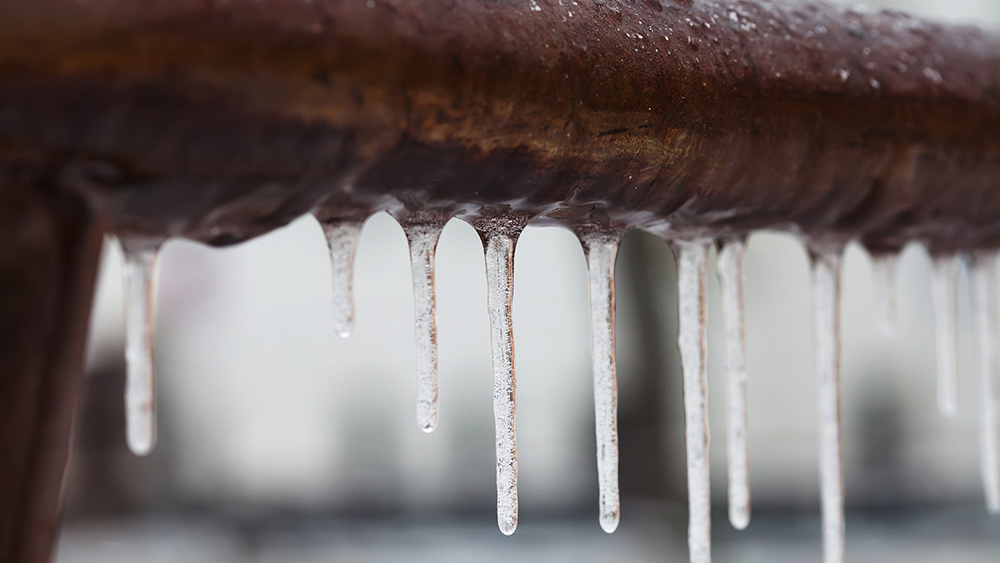 5 Steps To Thaw Frozen Pipes